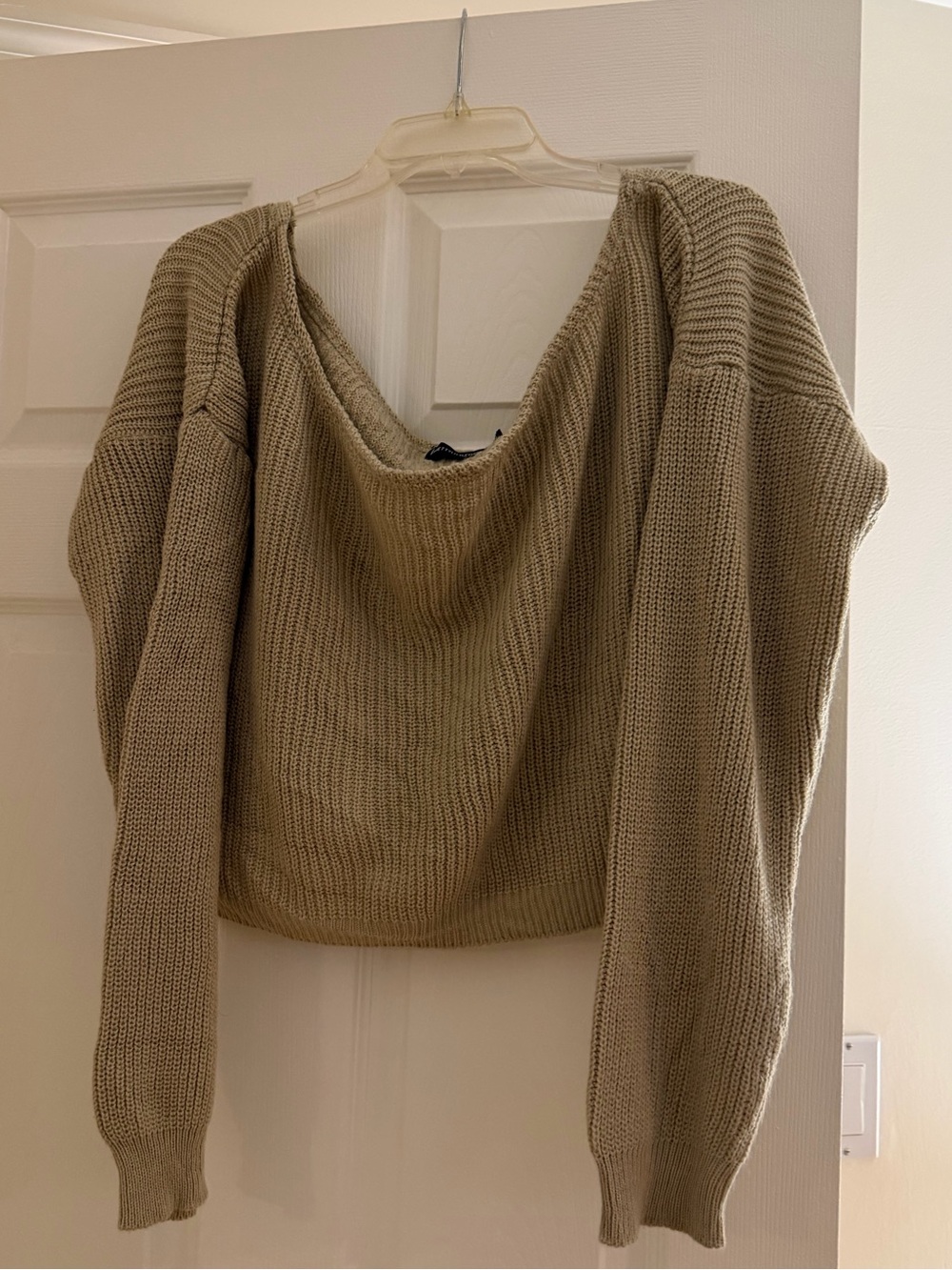 PrettyLittleThing Off-Shoulder Cropped Knit Sweater in Beige